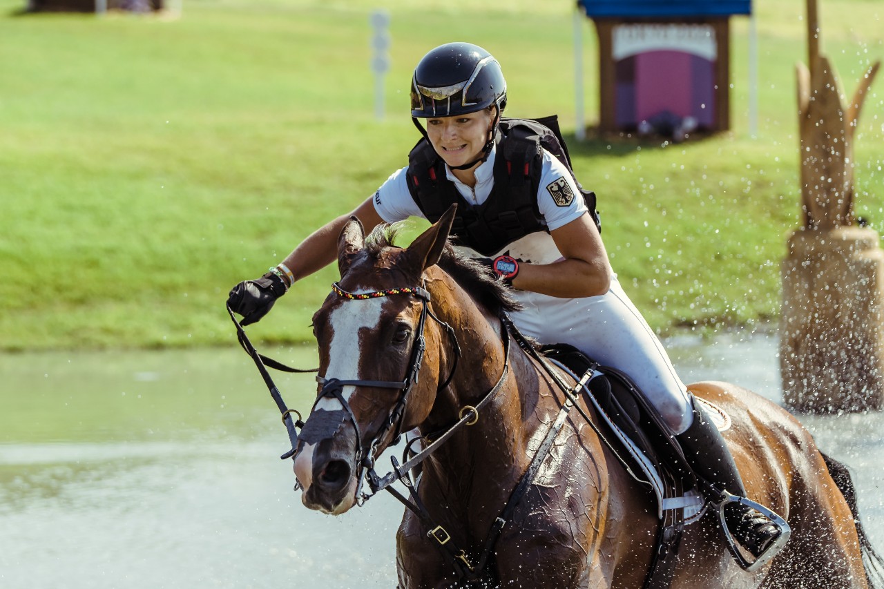 Julia Krajewski Photo Copyright FEI Christophe Taniére
