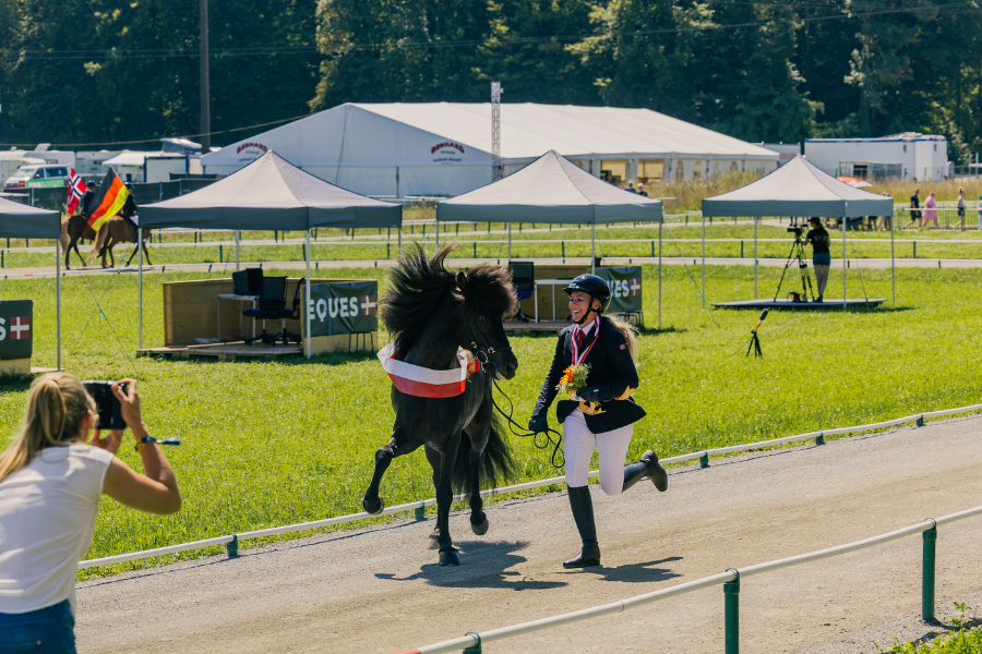 anne stine haugen efter sejren ved vm i schweiz. foto malgré tout