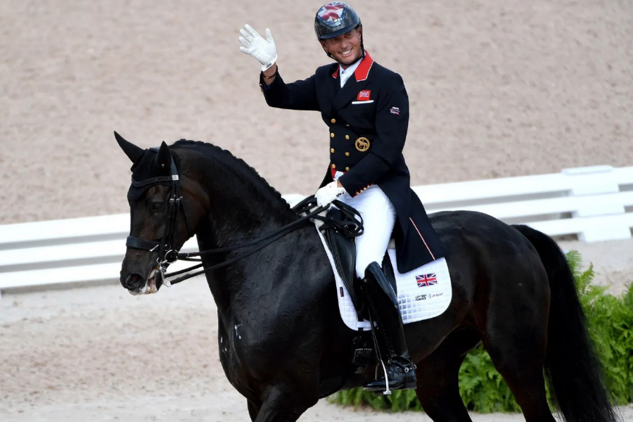 englands carl hestor deler altid gerne ud af sin viden om heste og ridning. foto arkiv