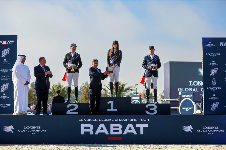 Øvers på podiet i rabat i årets lgct, anastasia nielsen, mellem danske andreas schou og irske denis lynch. foto lgct