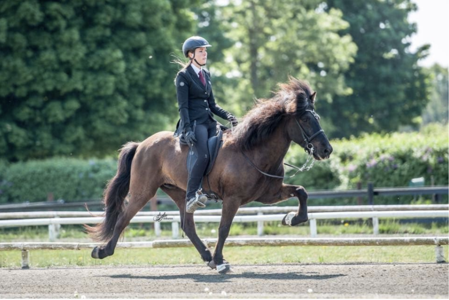 Ved feif vm i rieden 2027 rider man med begge toejler i en haand - og testens afgoerende sektion dobles i udregningen. Foto amalie moeller san pedro privat