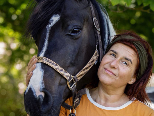 dyrlæge katrine ravnsfelt fortæller at der ikke er meget forskning der belyser om heste kan mangle d vitamin. foto katrine ravnsfelt